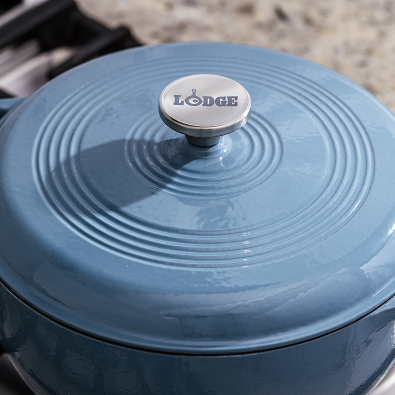 EC6D34_Lifestyle3_WEB_800x800_2710109b-1334-41f0-af5d-a5c83080b4c6.png
