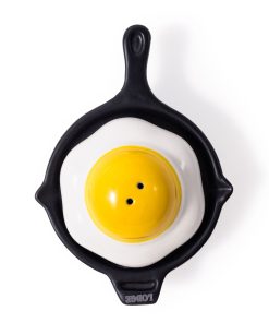 Lodge Skillet and Egg Salt and Pepper Shaker